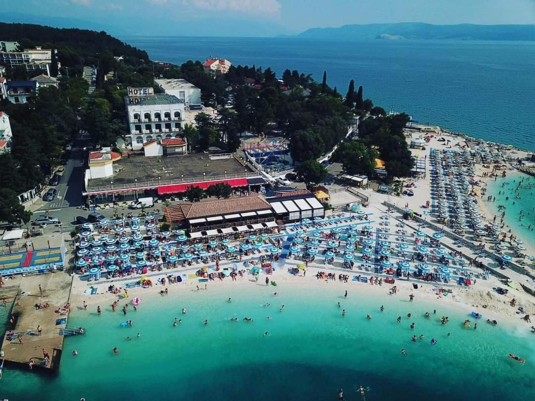 Roko Apartments Selce Buitenkant foto