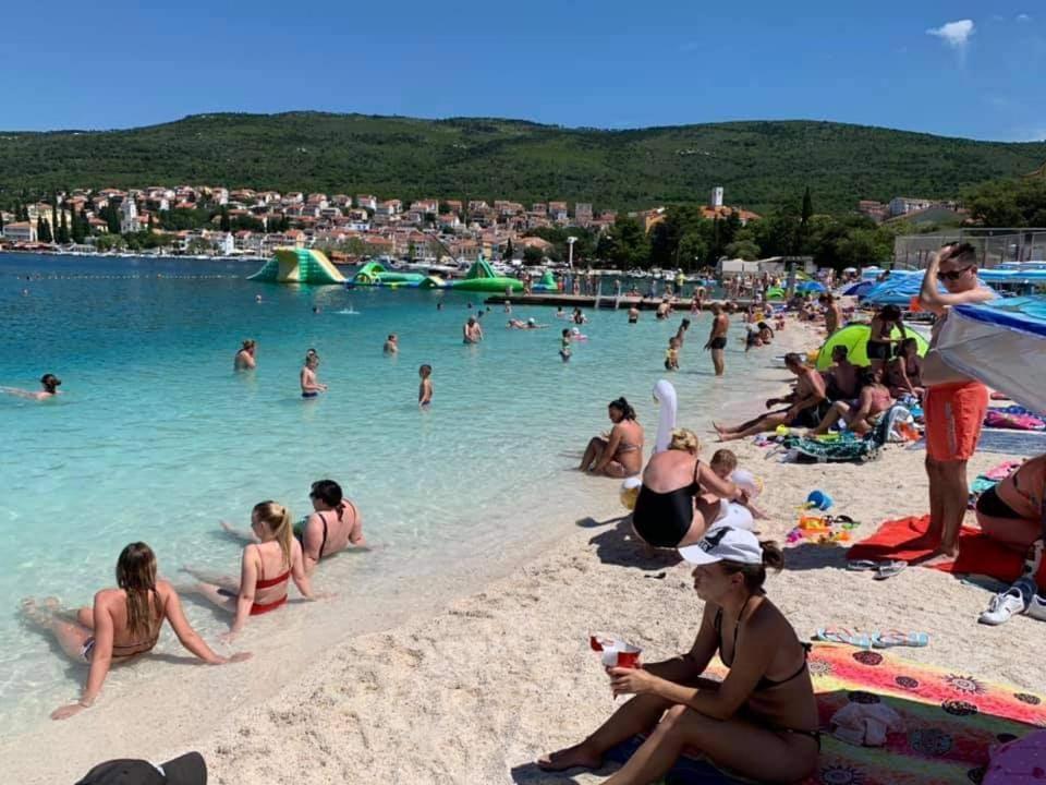 Roko Apartments Selce Buitenkant foto