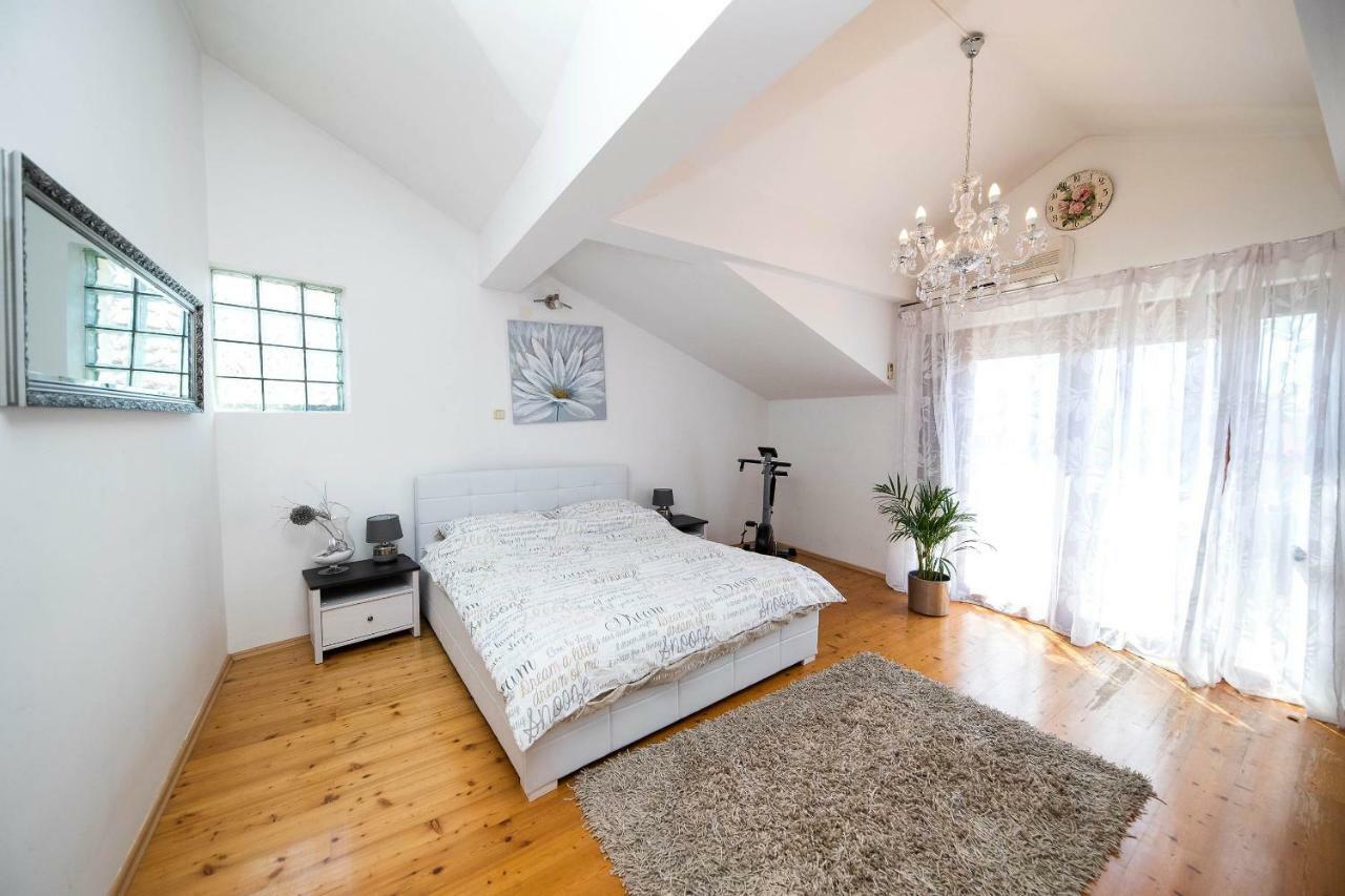Roko Apartments Selce Buitenkant foto